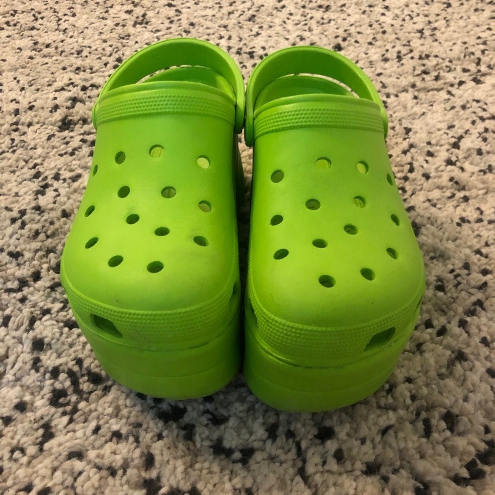 Platform clogs